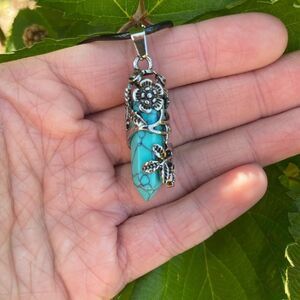 Bohemian Turquoise Necklace engraved floral Pendant Silver Tone, adjustable,